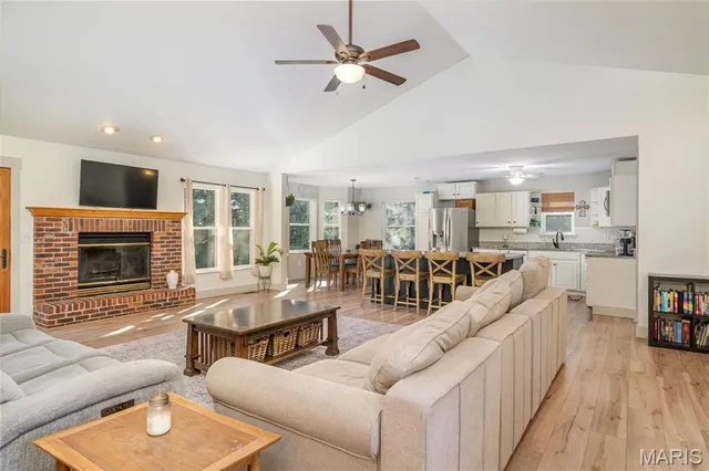 $439,900 | 565 Cedar Lane, Sullivan, MO 63080