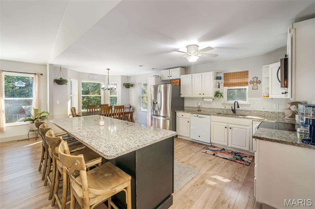 565 Cedar Lane Sullivan, MO 63080 - Photo 7 of 38