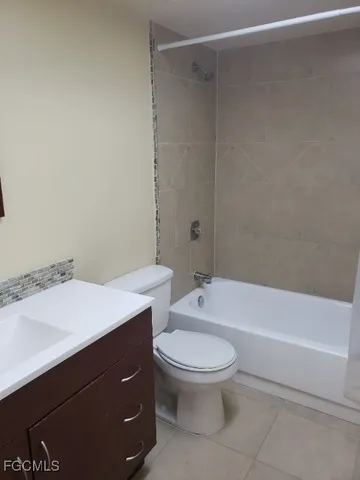 $1,500 | 405 Southeast Van Loon Terrace, Unit A, Cape Coral, FL 33990