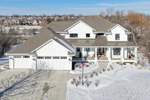$1,699,000 | 6850 West River Birch Drive, Mequon, WI 53092