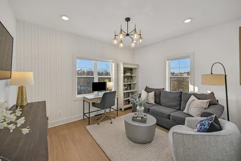 $1,595,000 | 6850 West River Birch Drive, Mequon, WI 53092