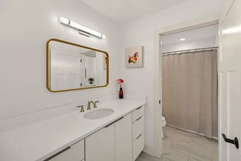 $1,595,000 | 6850 West River Birch Drive, Mequon, WI 53092