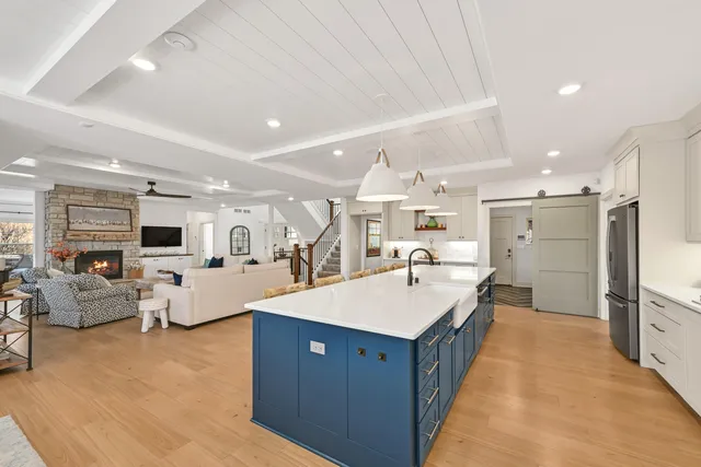 $1,699,000 | 6850 West River Birch Drive, Mequon, WI 53092