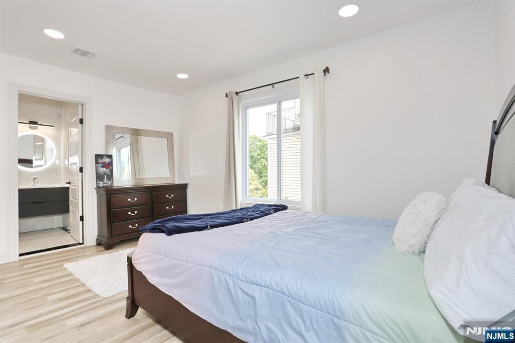 169 Woodward Avenue Rutherford, NJ 07070 - Photo 19 of 32