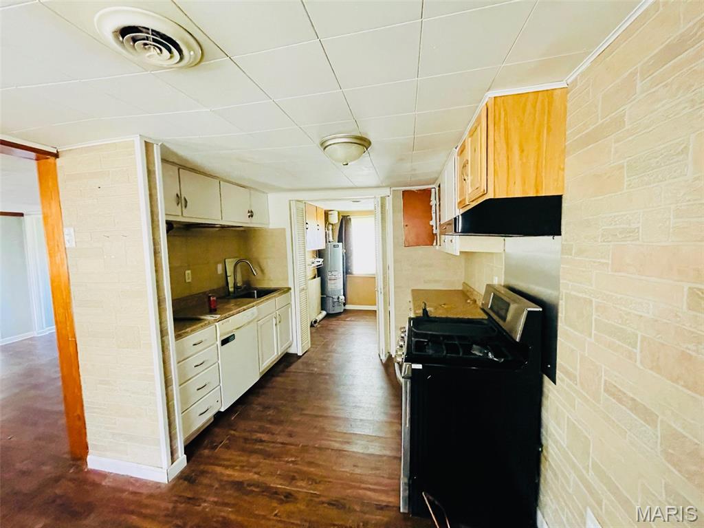 926 West Green Street Mascoutah, IL 62258 - Photo 7 of 10