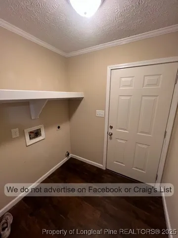 a view of utility room