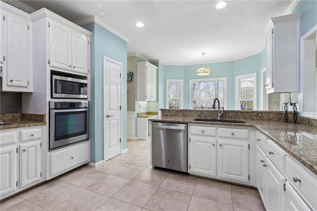 4475 Signal Ridge Court Buford, GA 30518 - Photo 23 of 79