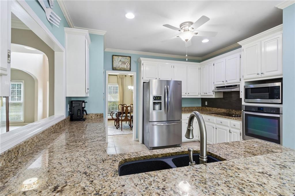 4475 Signal Ridge Court Buford, GA 30518 - Photo 26 of 79