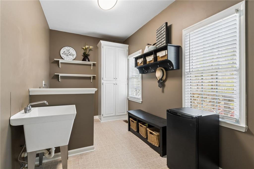 4475 Signal Ridge Court Buford, GA 30518 - Photo 31 of 79