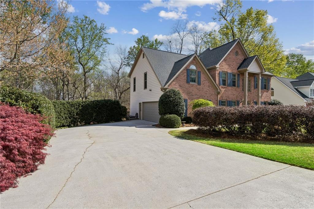 4475 Signal Ridge Court Buford, GA 30518 - Photo 5 of 79