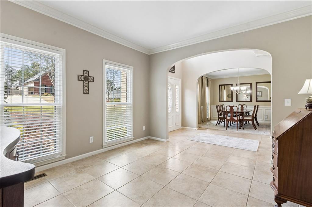 4475 Signal Ridge Court Buford, GA 30518 - Photo 9 of 79