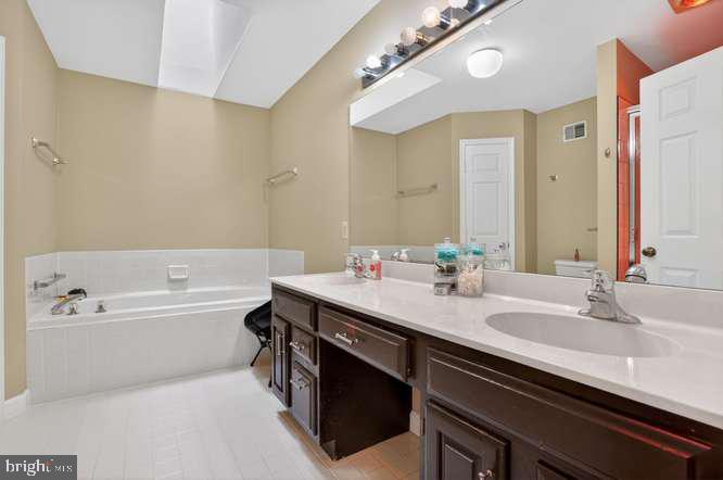 9063 Golden Sunset Lane Springfield, VA 22153 - Photo 11 of 28