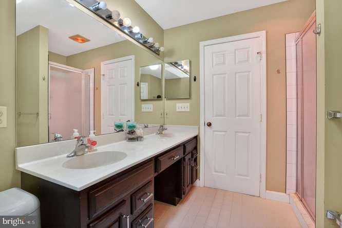 9063 Golden Sunset Lane Springfield, VA 22153 - Photo 13 of 28
