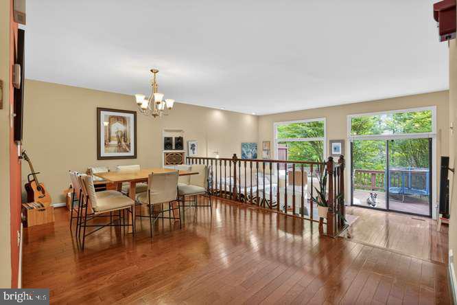 9063 Golden Sunset Lane Springfield, VA 22153 - Photo 7 of 28