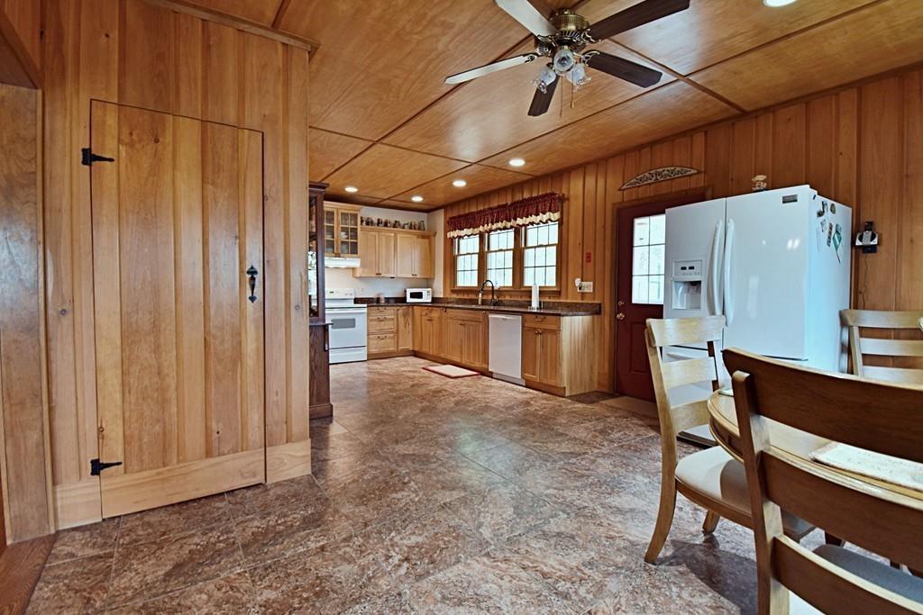 18 Dexter Road Marion, MA 02738 - Photo 15 of 26 Gallery Image 15