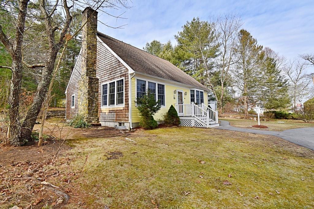 18 Dexter Road Marion, MA 02738 - Photo 5 of 26 Gallery Image 5