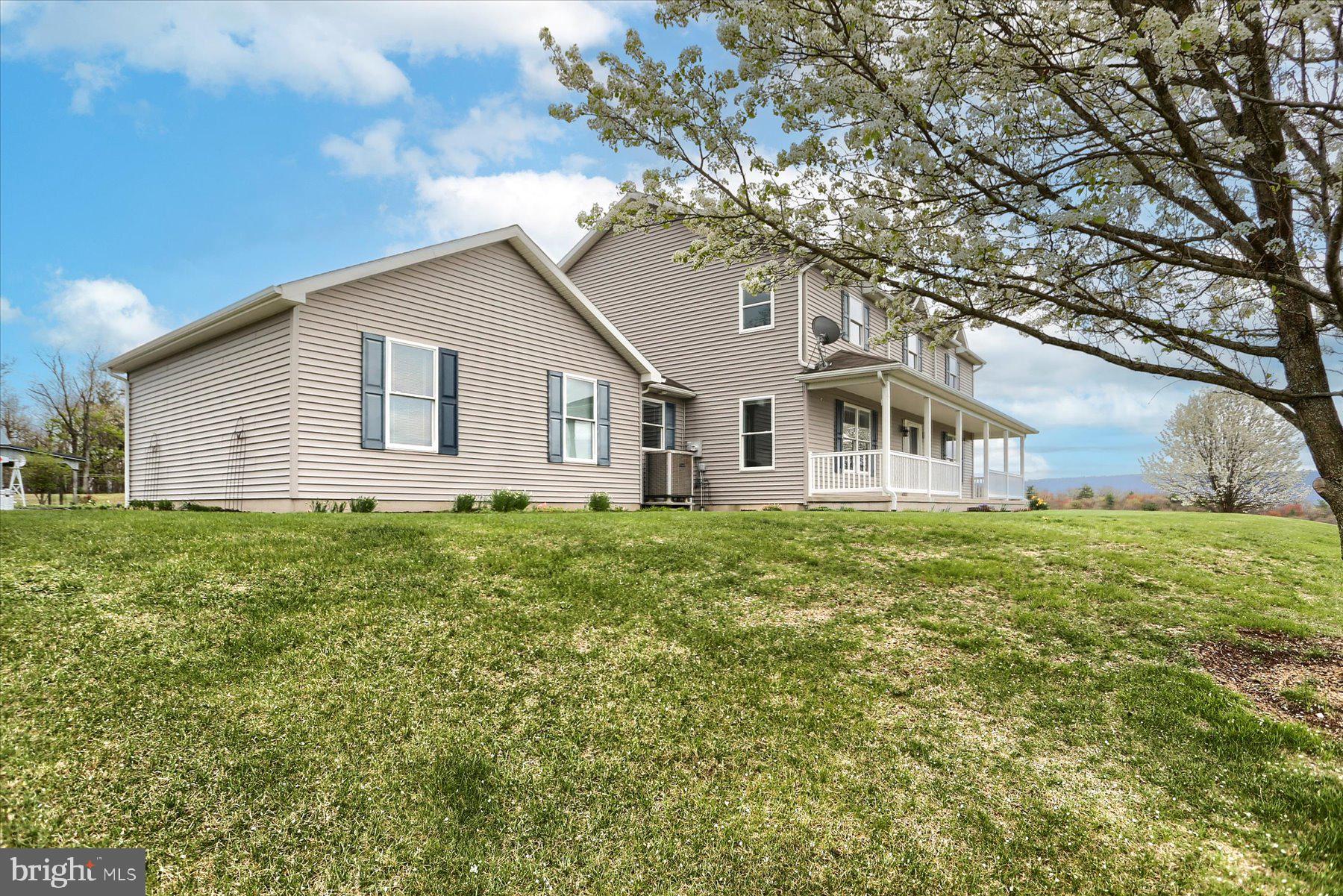 740 Pumpkin Center Road Klingerstown, PA 17941 - Photo 3 of 86 Gallery Image 3