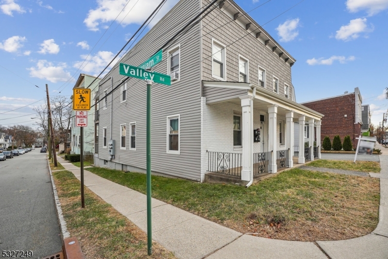 143 Valley Road, Unit 1R Montclair, NJ 07042 - Photo 17 of 18