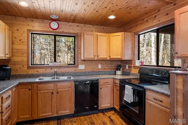 $619,900 | 2630 Grendel Drive, Innsbrook, MO 63390