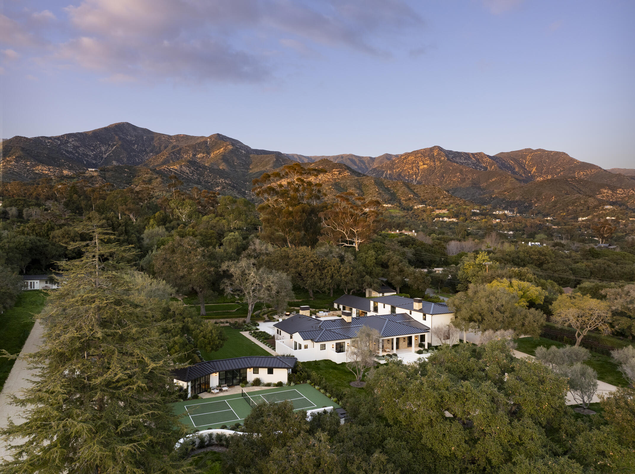 595 Picacho Lane Montecito, CA 93108 - Photo 2 of 41 Aerial