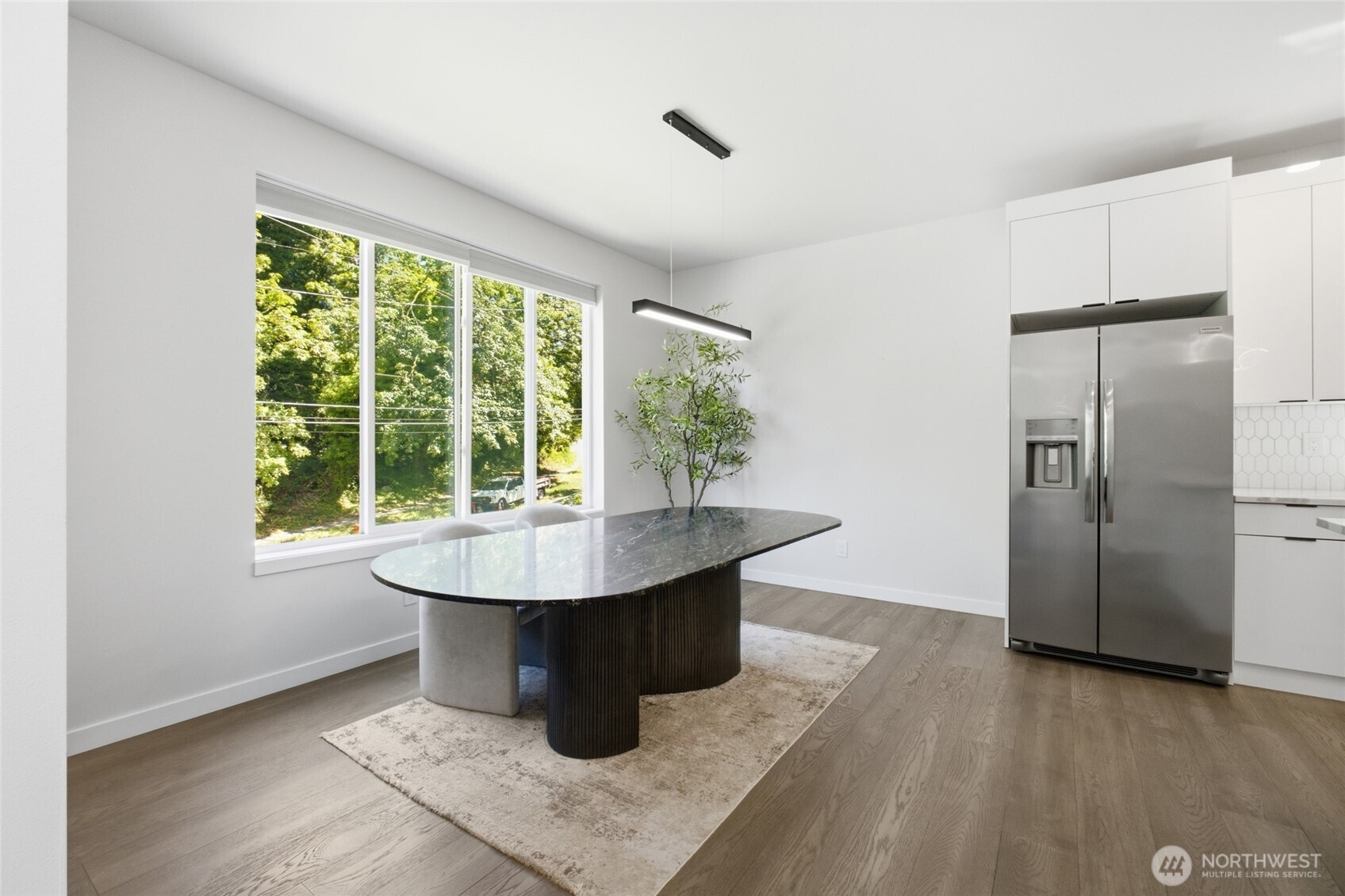 7511 Dumar Way Southwest Seattle, WA 98106 - Photo 16 of 38