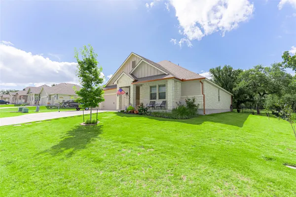 $499,900 | 176 Tom Kite Drive, Burnet, TX 78611