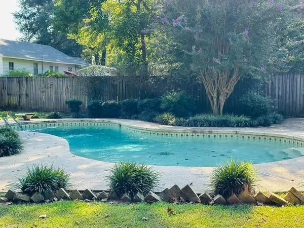 $167,000 | 906 East Oak Street, Winnfield, LA 71483