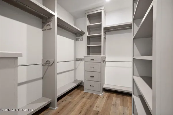 $349,000 | 217 Jasmine Cove Circle, Brandon, MS 39042