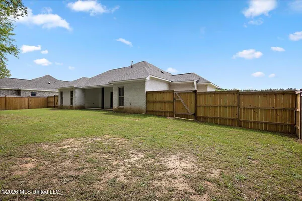 $349,000 | 217 Jasmine Cove Circle, Brandon, MS 39042