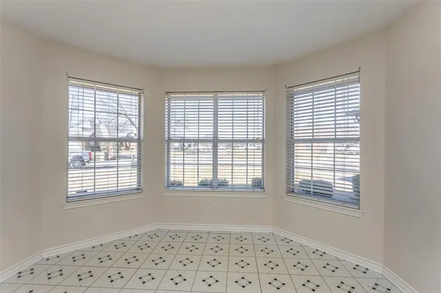 $275,000 | 1714 Windsor Drive, Gainesville, TX 76240