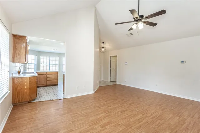 $275,000 | 1714 Windsor Drive, Gainesville, TX 76240