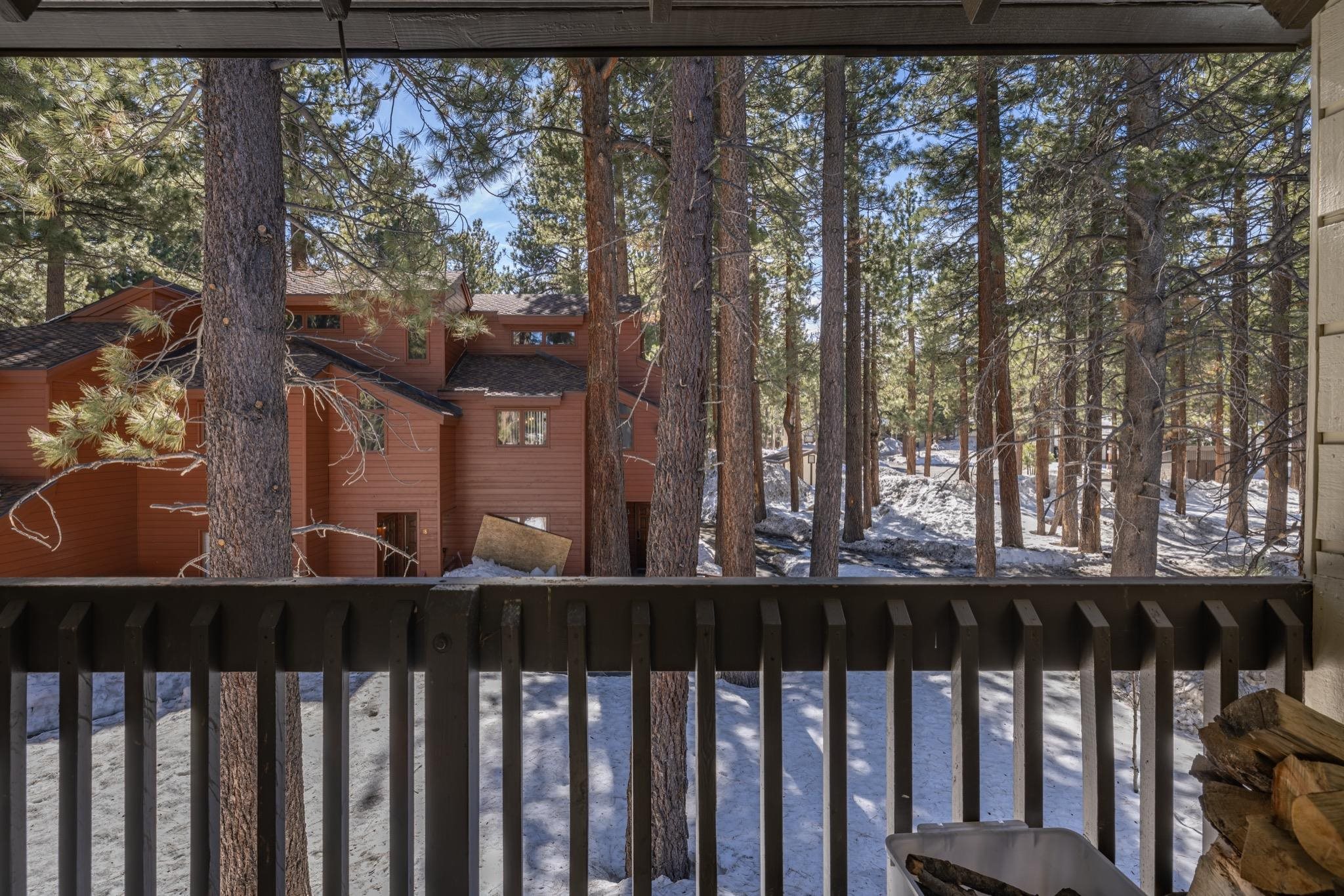 2289 Sierra Nevada Road, Unit G10 Mammoth Lakes, CA 93546 - Photo 18 of 23 Exterior space