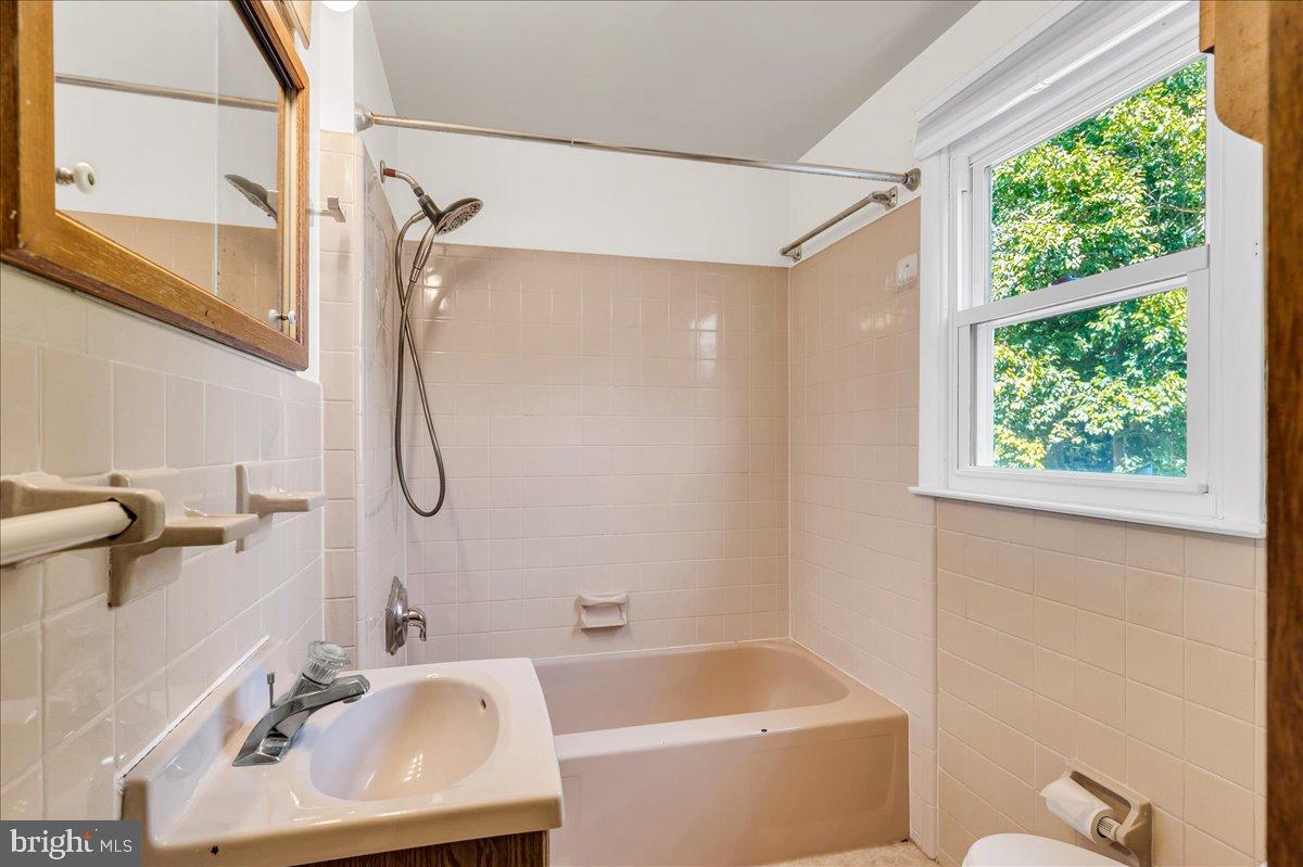 2234 Inwood Road Wilmington, DE 19810 - Photo 24 of 29