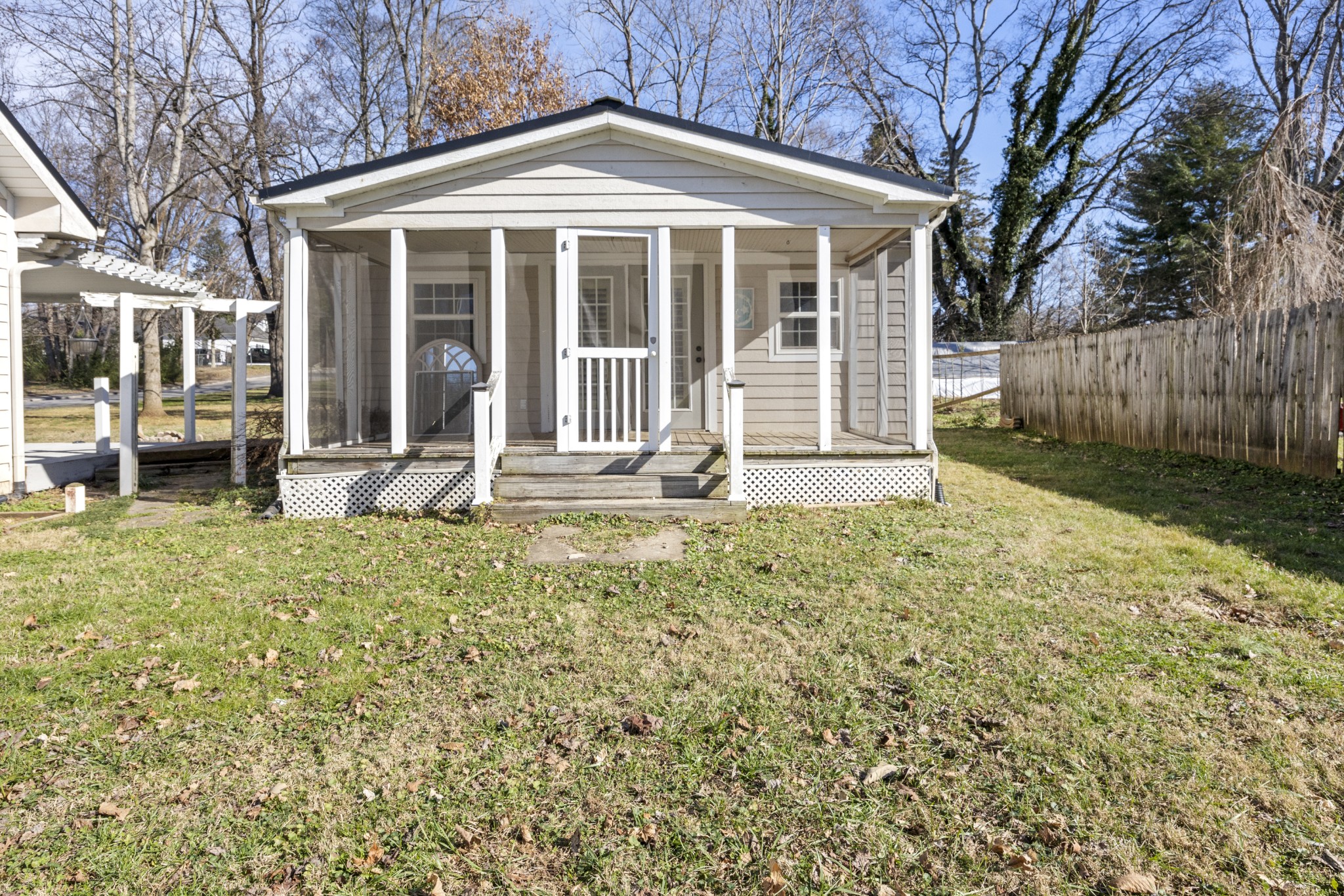 801 South High Street Winchester, TN 37398 - Photo 22 of 49 a front view of a house with a yard