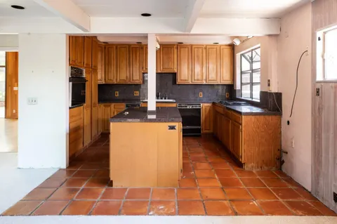$2,998,000 | 3161 Emerson Street, Palo Alto, CA 94306