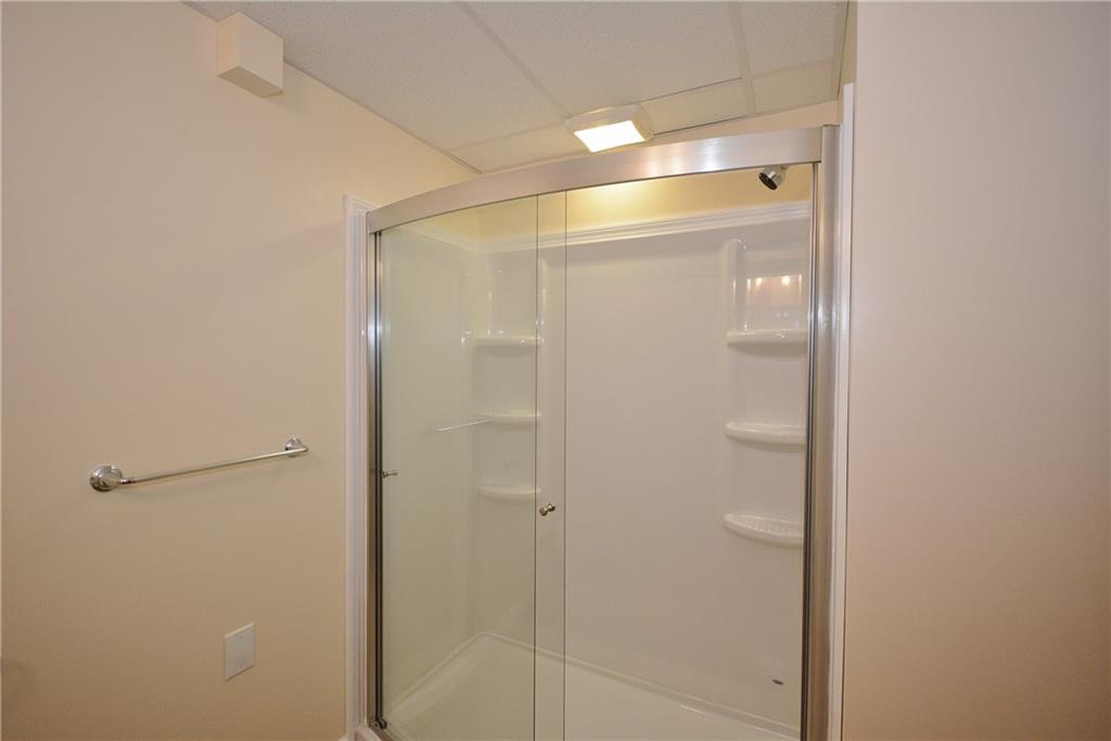 456 Dailey Road Pittsburgh, PA 15227 - Photo 22 of 25 Gallery Image 22