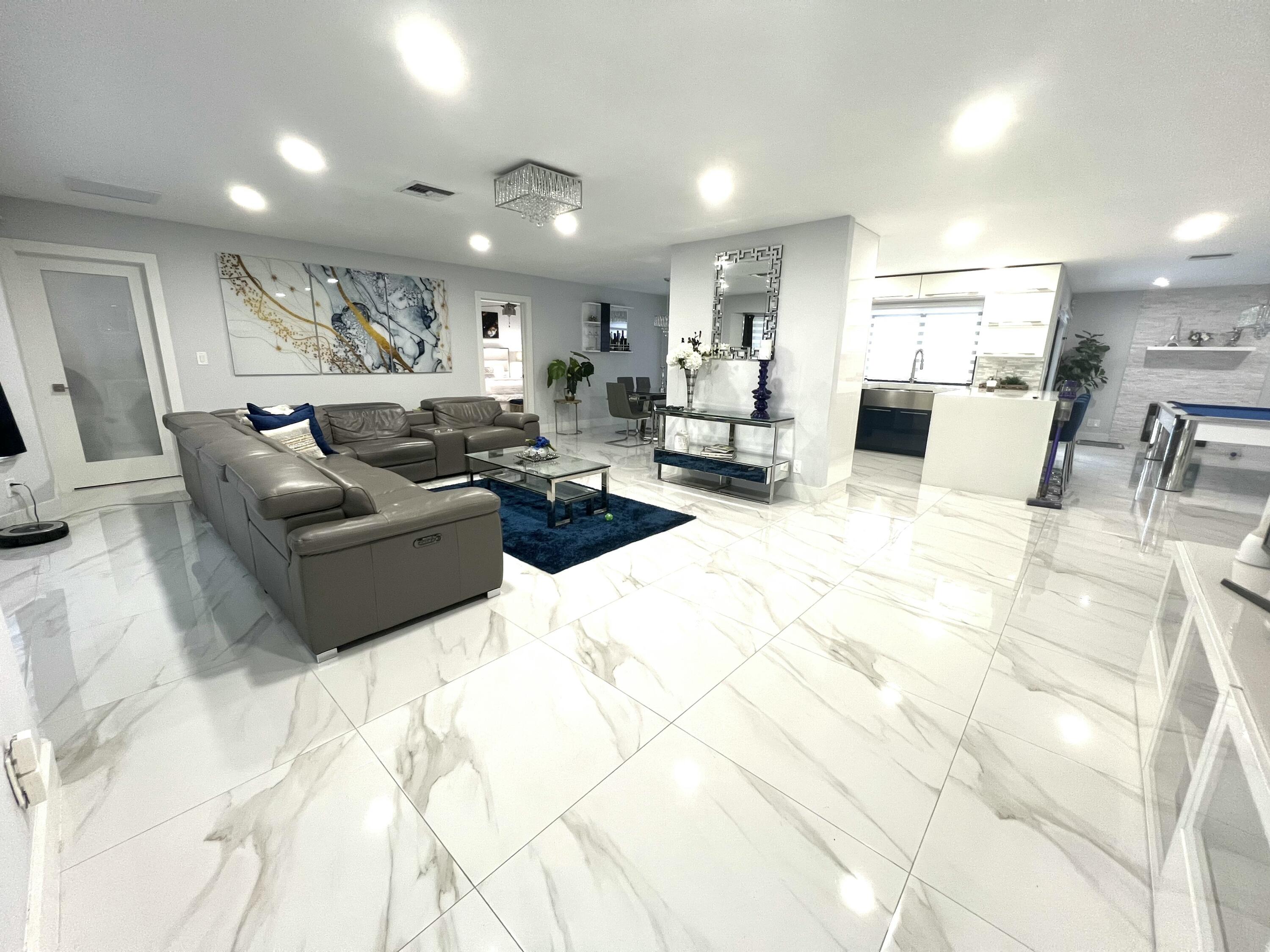 625 West Tropical Way Plantation, FL 33317 - Photo 2 of 14 IMG_0668