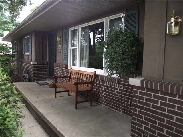 11540 Douglas Road Temperance, MI 48182 - Photo 2 of 20 Front Porch