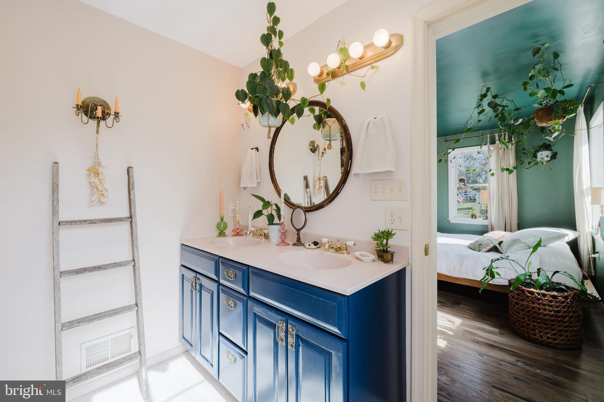 1568 Deer Creek Road New Freedom, PA 17349 - Photo 35 of 90 Attached full bathroom w/ double vanity