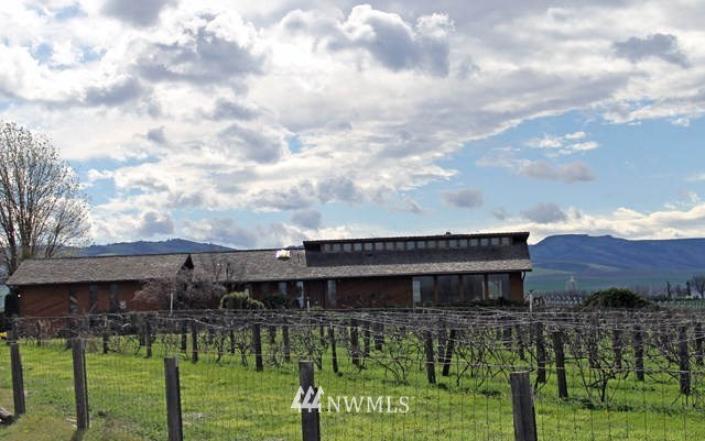 3321 Ranch Road Walla Walla, WA 99362 - Photo 1 of 14 Gallery Image 1