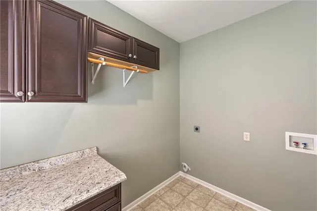 $575,000 | 13001 West 139th Street, Overland Park, KS 66221