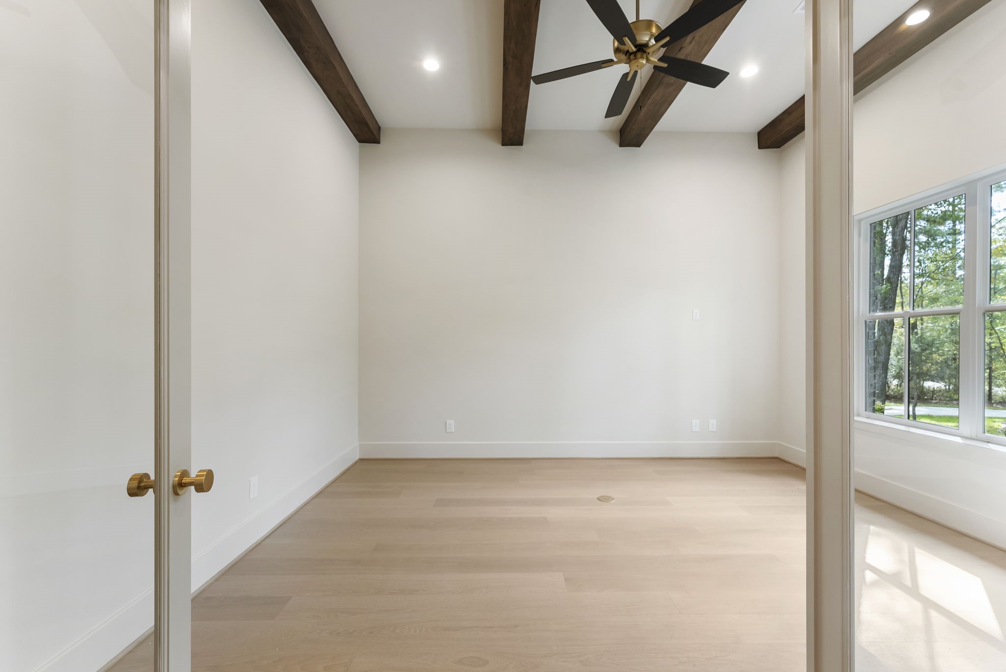 148 Sandpiper Drive Huntsville, TX 77340 - Photo 8 of 50