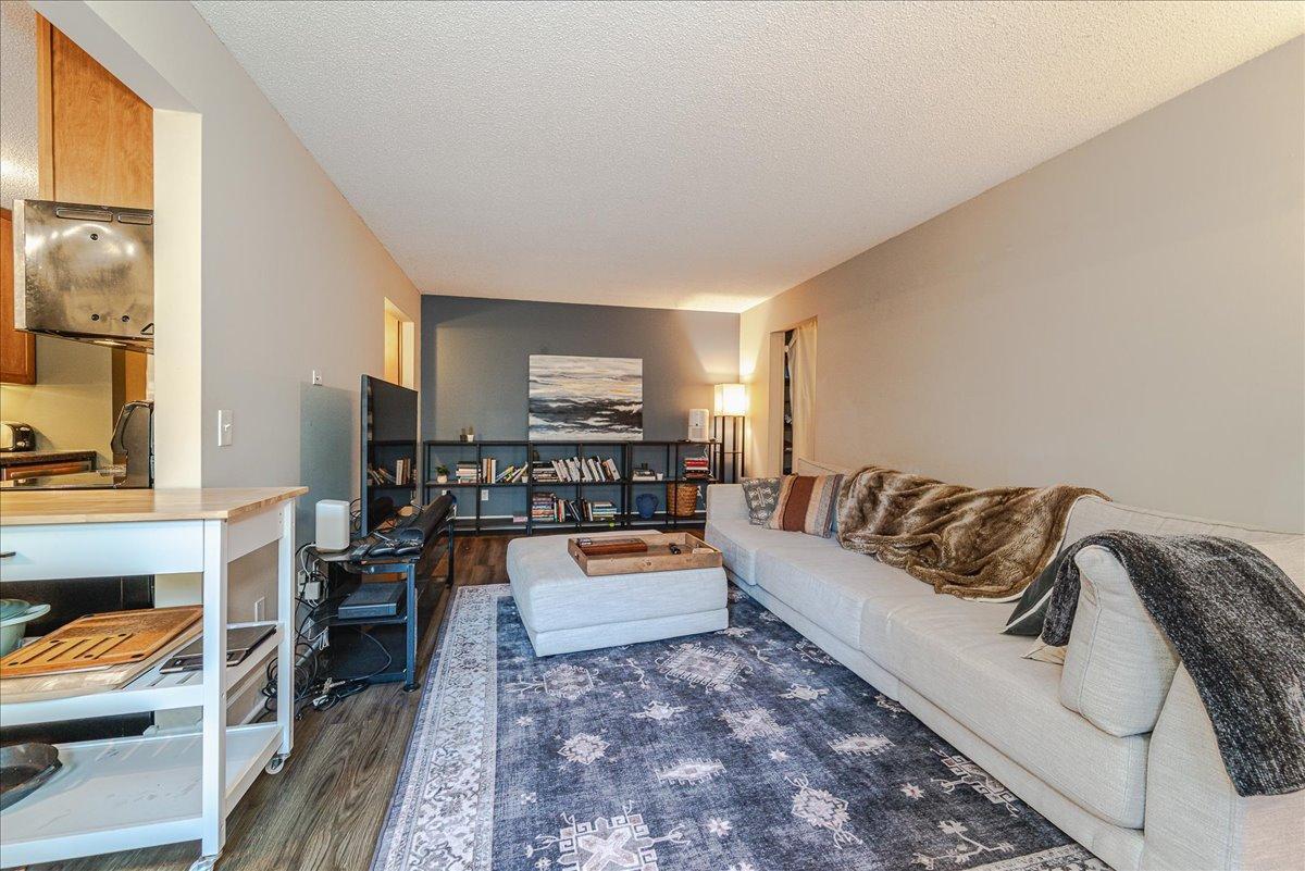 4524 Cedar Lake Road, Unit 3 Minneapolis, MN 55416 - Photo 8 of 25