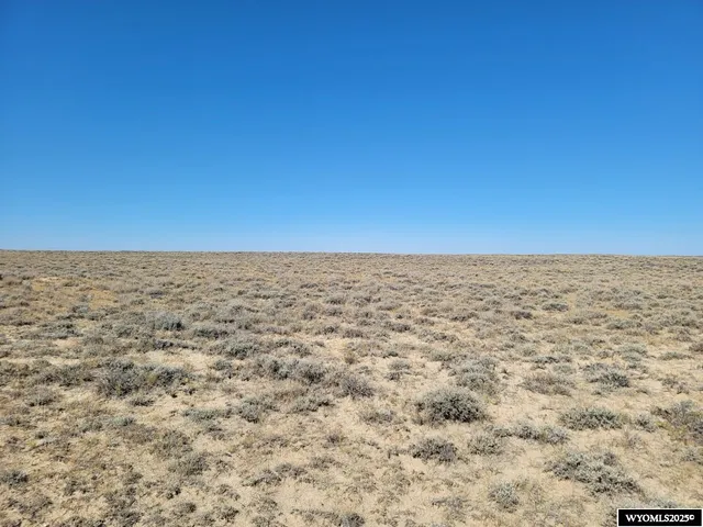 $42,500 | 3202 EAST Wamsutter Wy, Rawlins, WY 82301