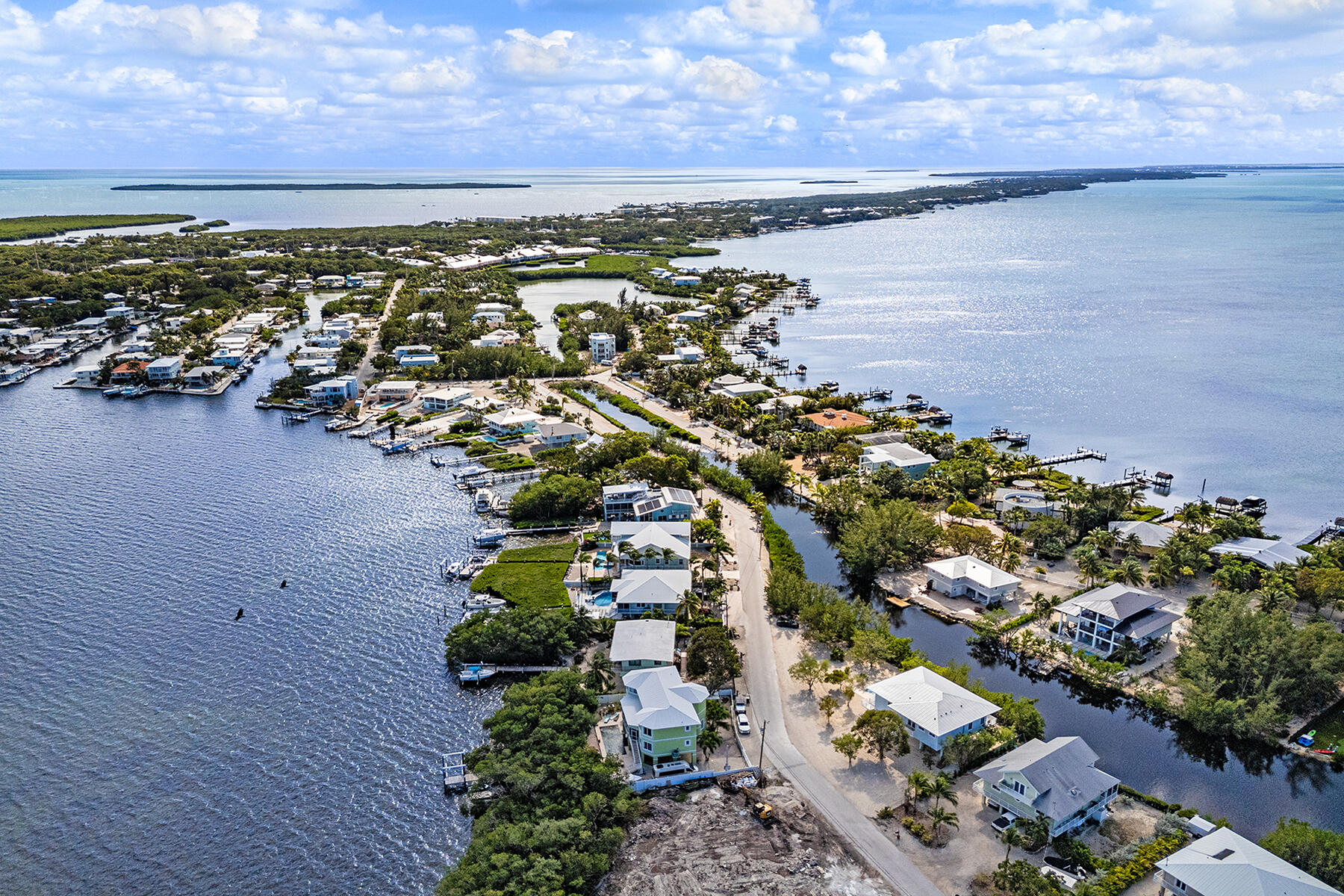 21 Mutiny Place Key Largo, FL 33037 - Photo 5 of 57 an aerial view of a city