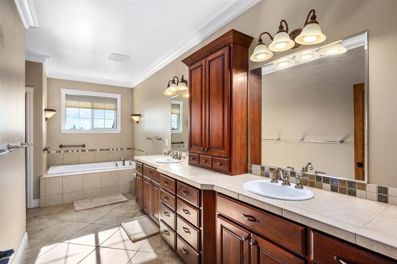 511 East Wild Rose Road Colbert, WA 99005 - Photo 10 of 20