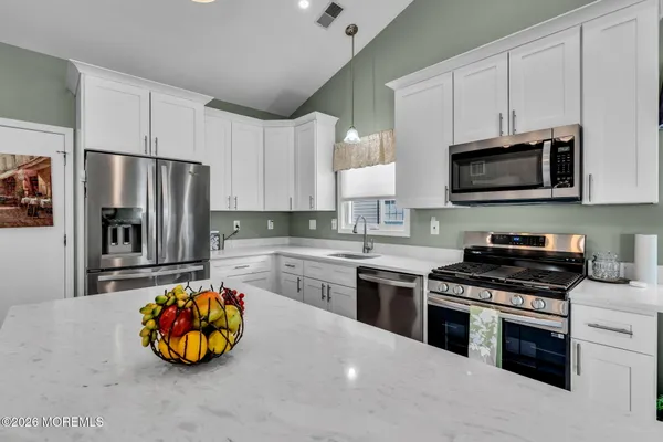 $529,000 | 27 Molly Lane, Brick, NJ 08723