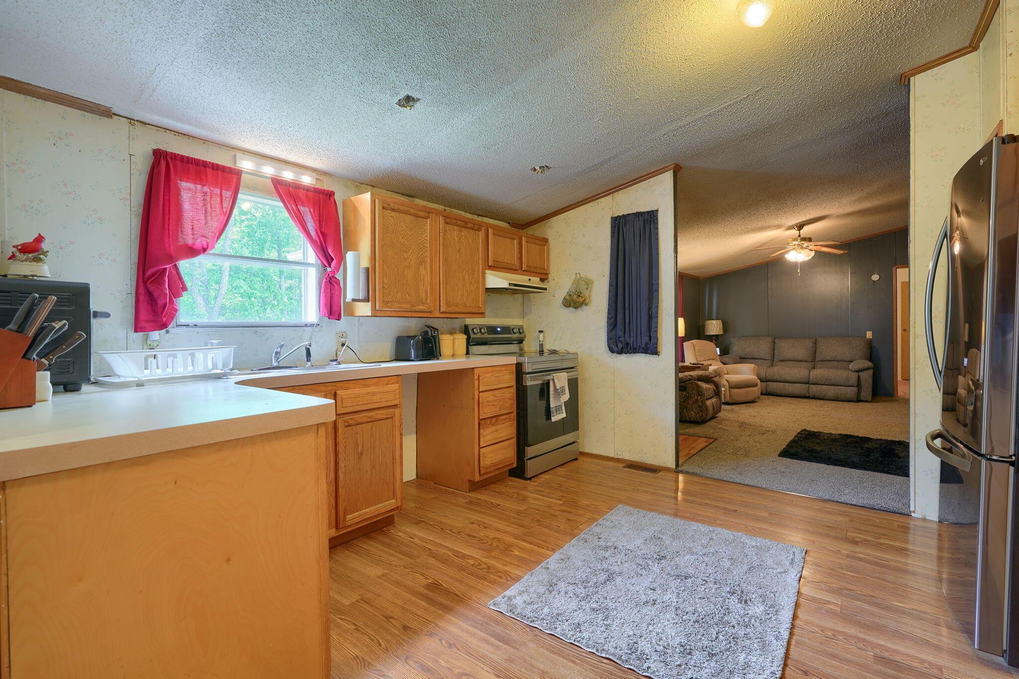109 Bunker Hill Road Wellston, OH 45692 - Photo 31 of 42 30. Kitchen (5)
