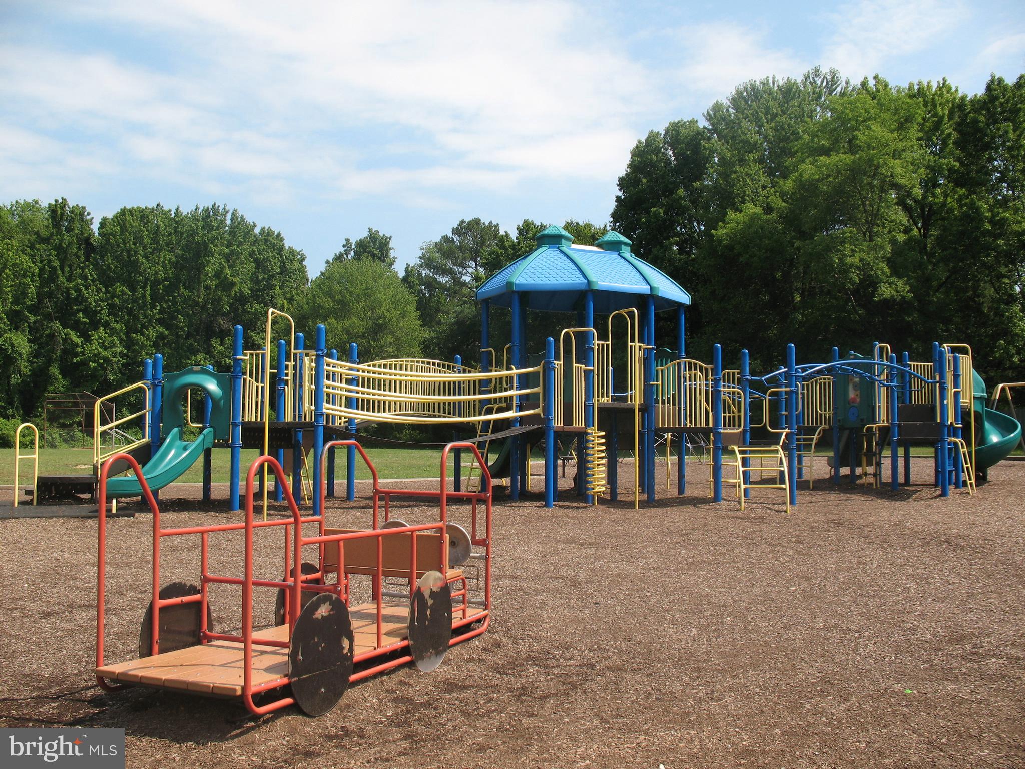 7614 Range Road Alexandria, VA 22306 - Photo 35 of 37 a view of outdoor space with seating