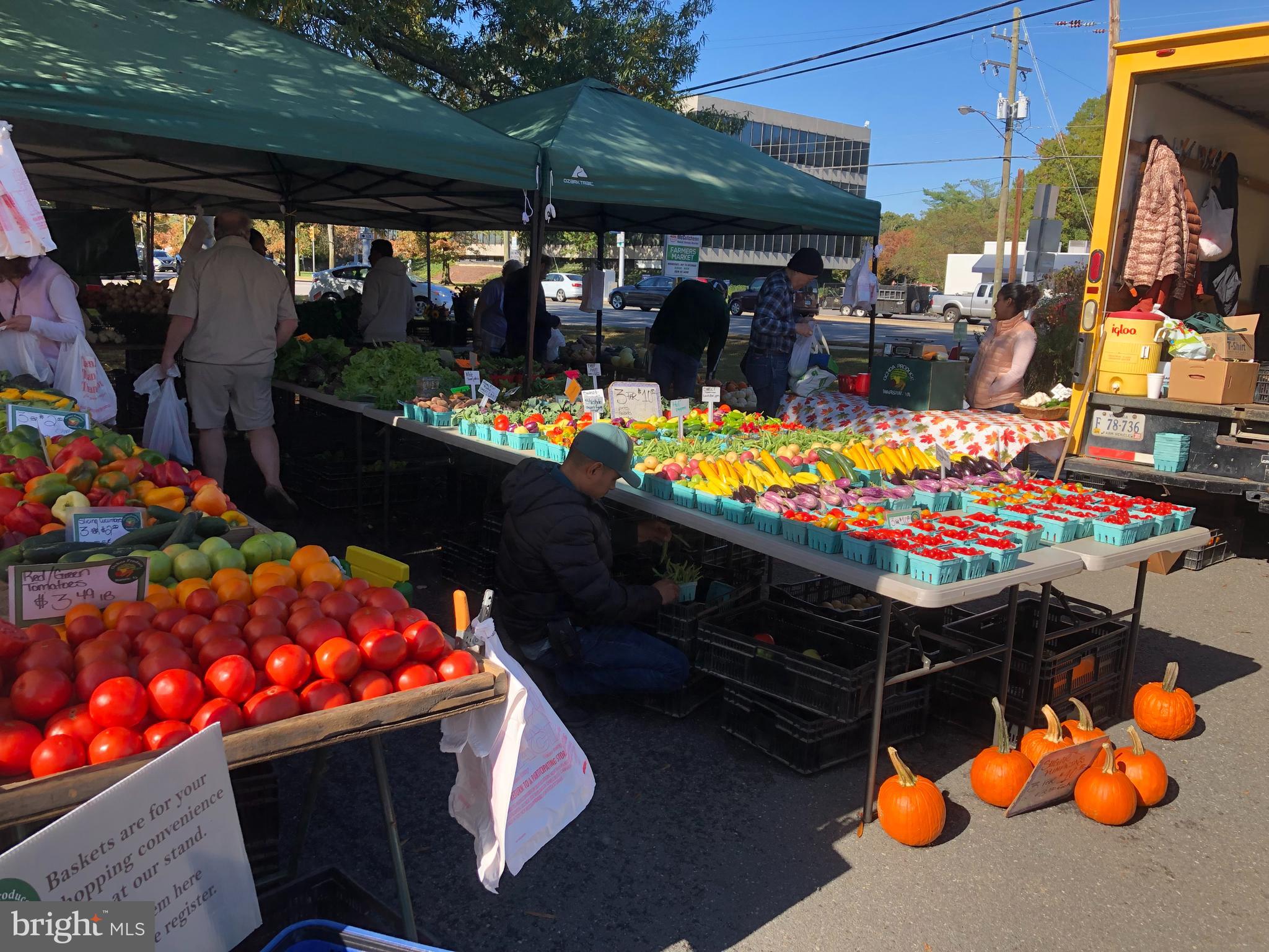 7614 Range Road Alexandria, VA 22306 - Photo 36 of 37 outdoor area with an outdoor seating